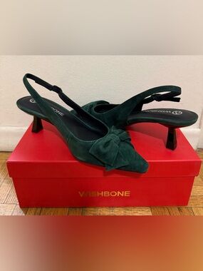 Wishbone Green Suede Pointed-Toe Slingback Heels with Knot Detail